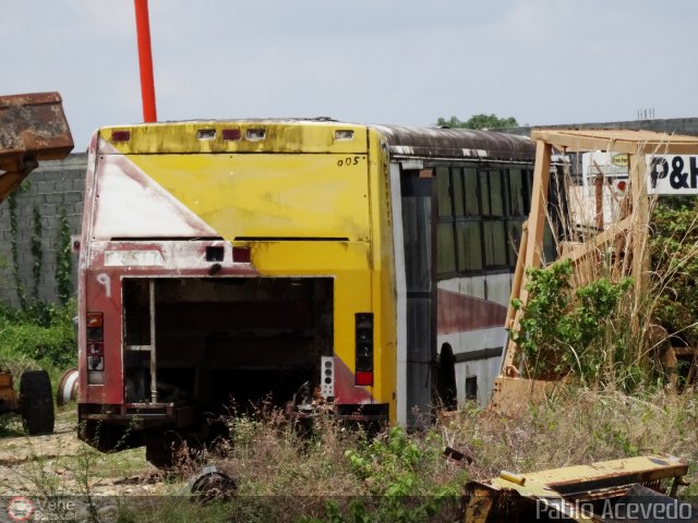 En Chiveras Abandonados Recuperacin  por Pablo Acevedo