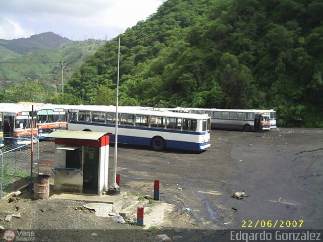 Garajes Paradas y Terminales Caracas por Edgardo Gonzlez