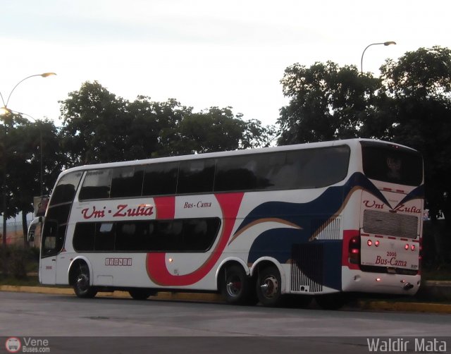 Transportes Uni-Zulia 2000 por Waldir Mata