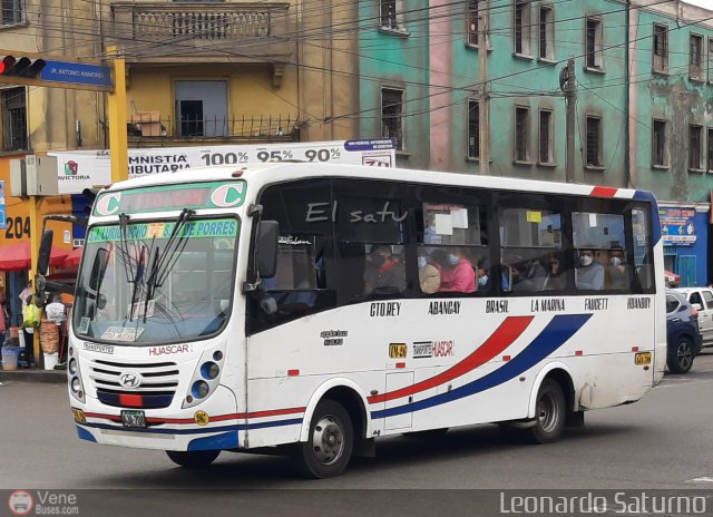 Transportes Huscar S.A. 2067 por Leonardo Saturno