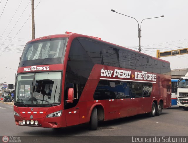 I. en Transporte y Turismo Libertadores S.A.C. 951 por Leonardo Saturno