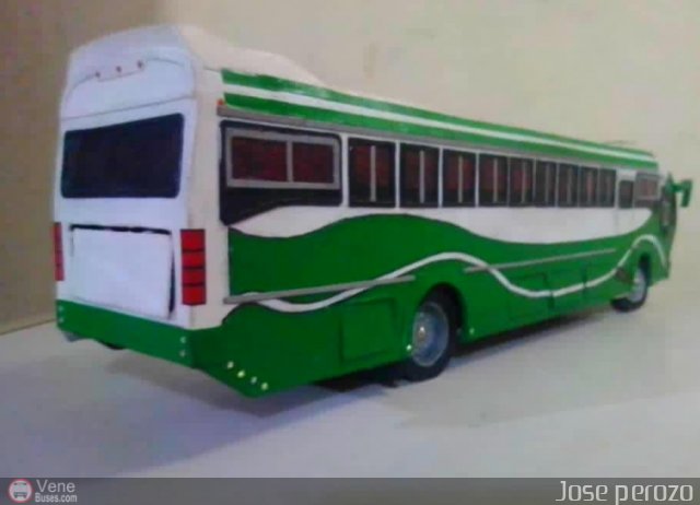 Maquetas y Miniaturas Tilca 026 por Mois�s Silva Colombo