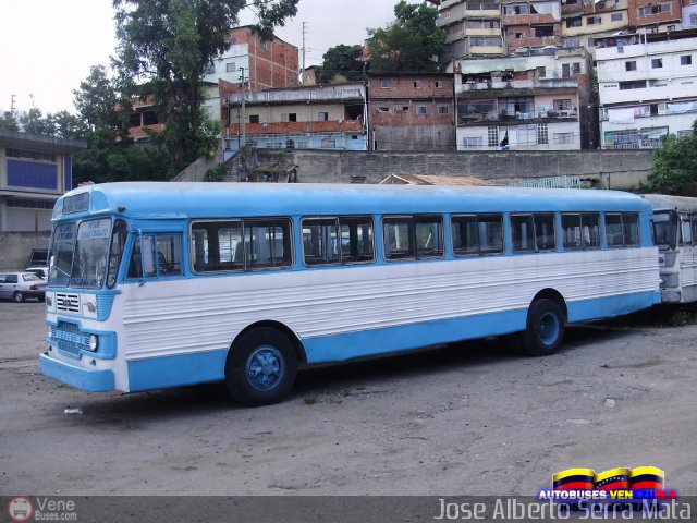 Transporte El Llanito 16 por Jos Alberto Serra Mata