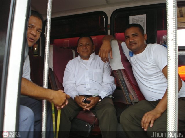 Profesionales del Transporte de Pasajeros Conductores por Jhonangel Montes