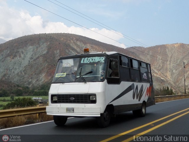 Expresos Libertador 93 por Leonardo Saturno