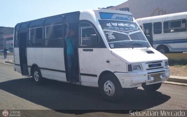 ZU - Por Puesto Haticos Por Arriba 07 por Sebastián Mercado