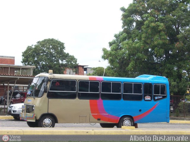 S.C. Lnea Transporte Expresos Del Chama 032 por Alberto Bustamante