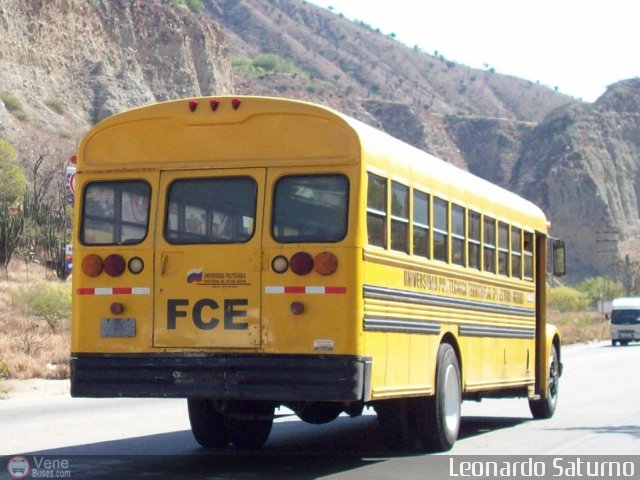 Universidad Polit�cnica T. del Edo. M�rida 990 por Leonardo Saturno