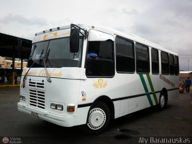 U.C. La Responsable S.C. 025 por Aly Baranauskas