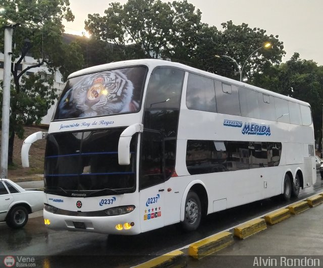 Expresos M�rida 0237 por Alvin Rond�n