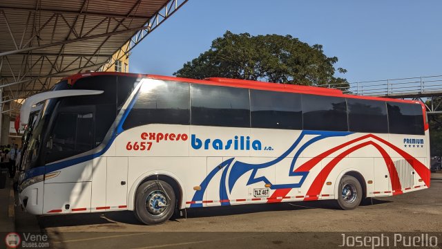 Expreso Brasilia 6657 por Joseph Puello