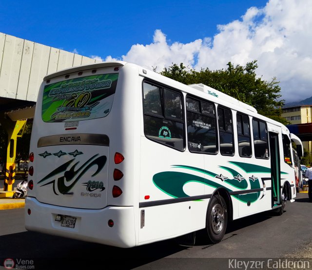 Unin Expresos Tovar 10 por Kleyzer Caldern