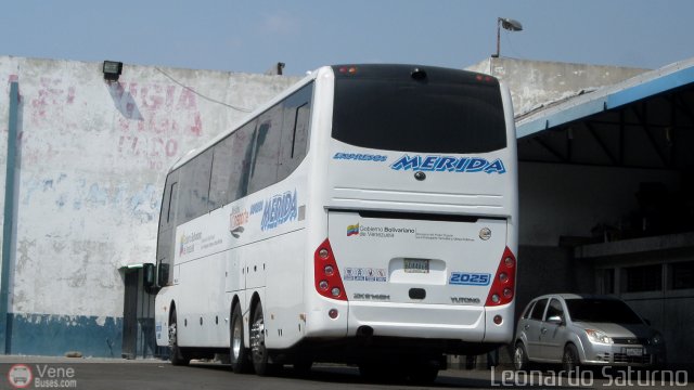 Expresos M�rida 2025 por Leonardo Saturno