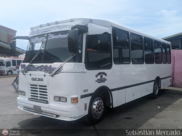 U.C. L�nea Central 006 por Sebasti�n Mercado