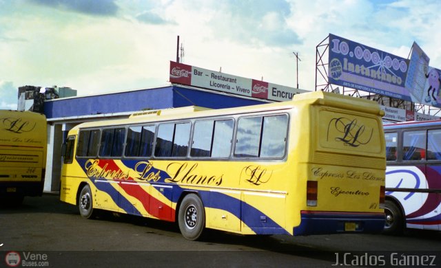 Expresos Los Llanos 161 por Pablo Acevedo