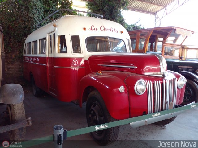 TurBus 01 por Jerson Nova