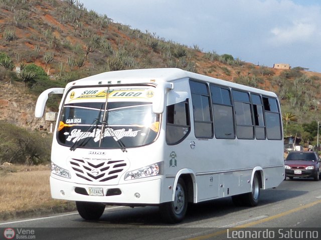 A.C. Sur del Lago R.L. 001 por Leonardo Saturno