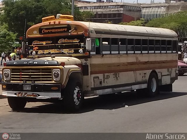 Colectivos Guasare C.A 11 por Abner Sarcos