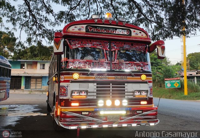 Autobuses de Tinaquillo 02 por Antonio Casamayor