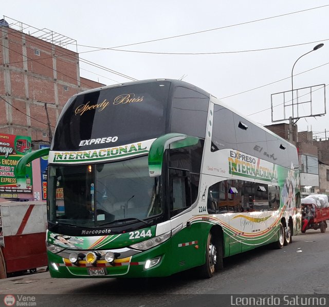 Expreso Internacional 2244 por Leonardo Saturno