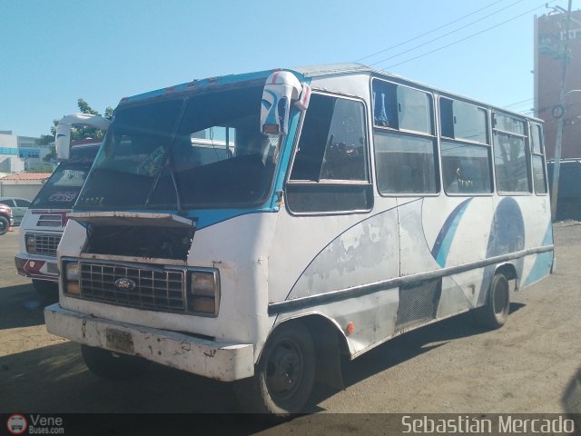 ZU - U.C. Barrio La Polar 226 por Sebasti�n Mercado