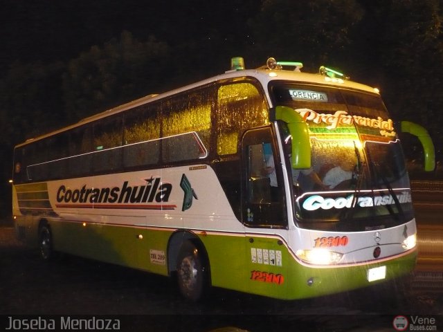 Cootranshuila 12300 por Joseba Mendoza