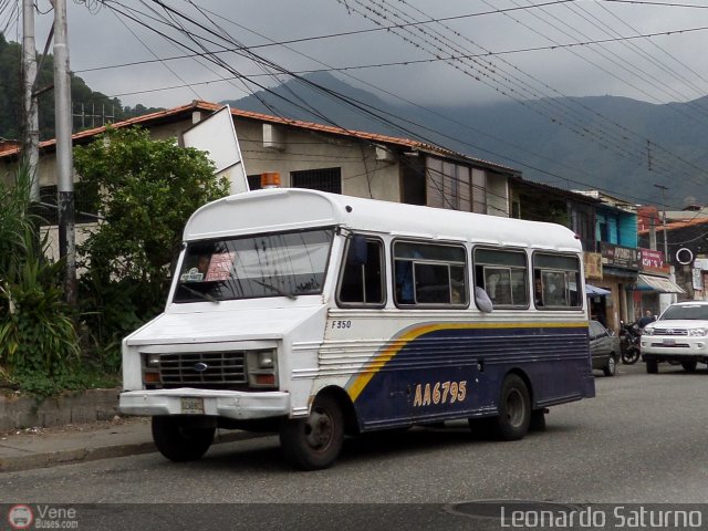 ME - U.C. Domingo Salazar 90 por Leonardo Saturno