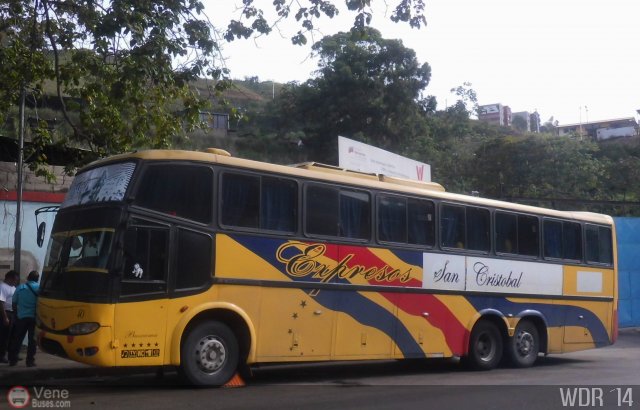Expresos San Crist�bal 040 por Waldir Mata