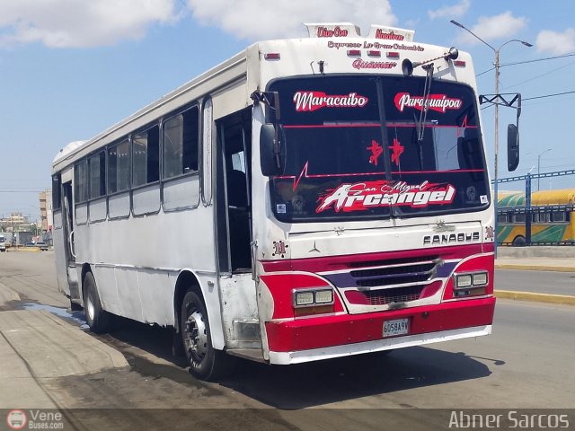 Expresos La Gran Colombia 11 por Abner Sarcos