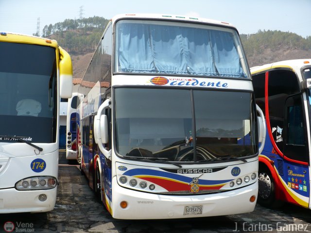 Expresos Occidente 248 por J. Carlos G�mez