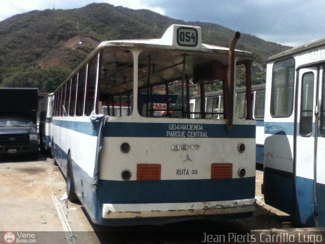 DC - Autobuses de Antimano 054 por Edgardo Gonz�lez