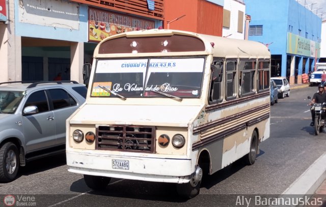 CA - Coop. de Transporte Ciudad Plaza 43 R.S. 57 por Aly Baranauskas