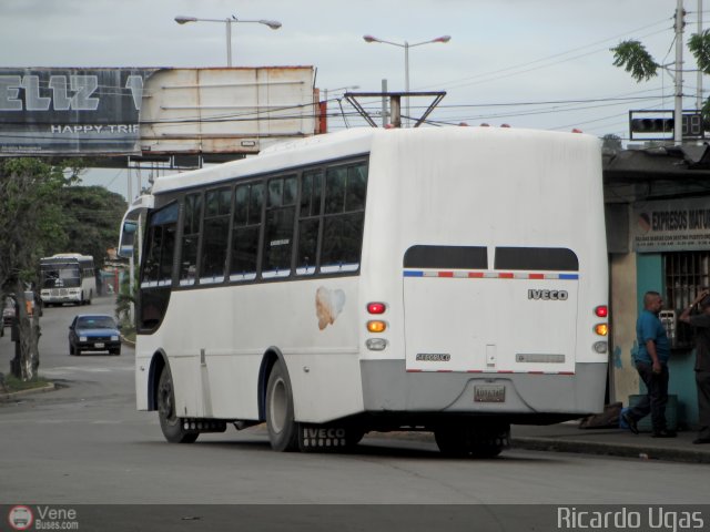 Particular 998 por Ricardo Ugas