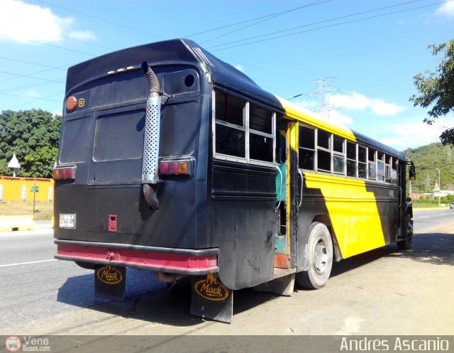 Cooperativa Carlos Arvelo 02 por Andrs Ascanio