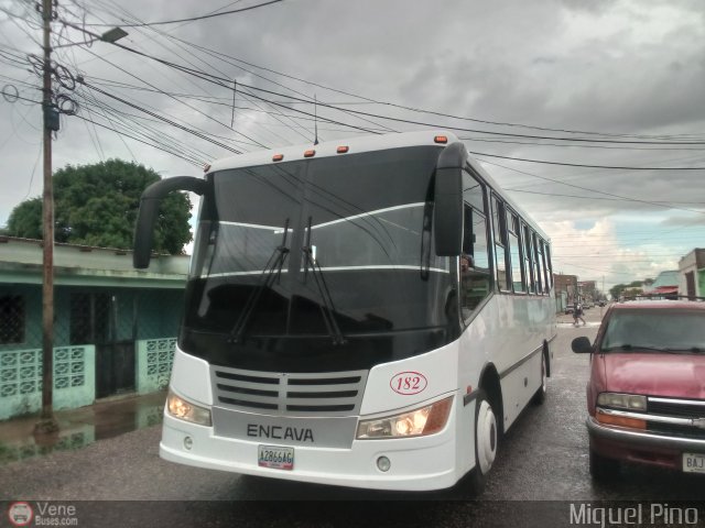 Transporte Clavellino 182 por Miguel Pino