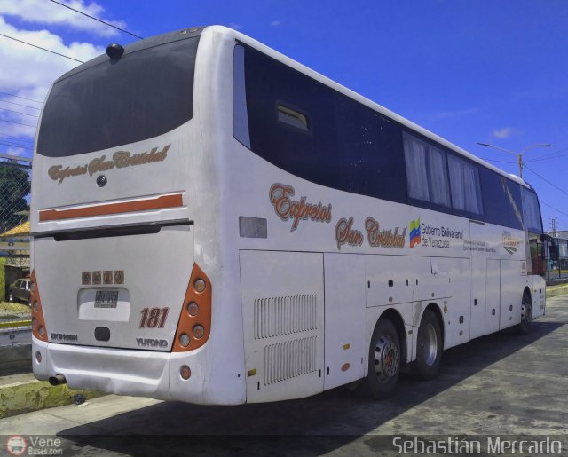 Expresos San Crist�bal 181 por Sebasti�n Mercado