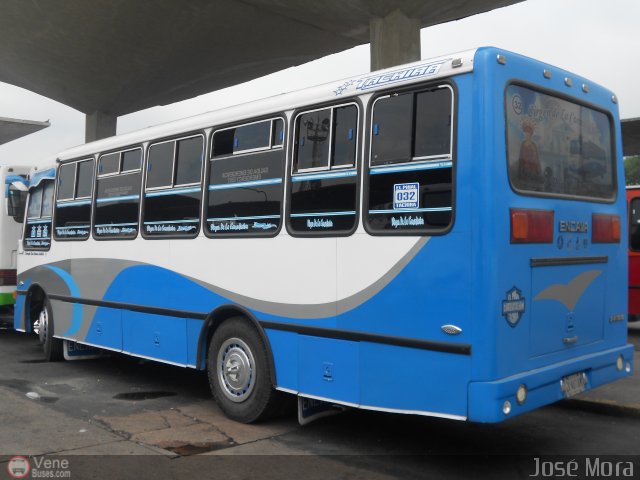 L�nea El Pi�al A.C. 32 por Jos� Mora