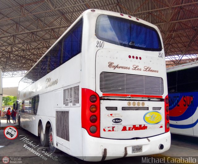 Expresos Los Llanos 240 por Michael Caraballo