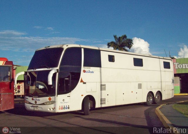 Expresos Occidente 318 por Rafael Pino