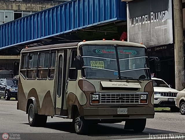 TA - Lnea Unidad Vecinal 42 por Jerson Nova