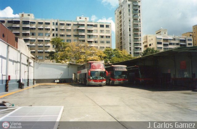 Garajes Paradas y Terminales Caracas por J. Carlos Gmez