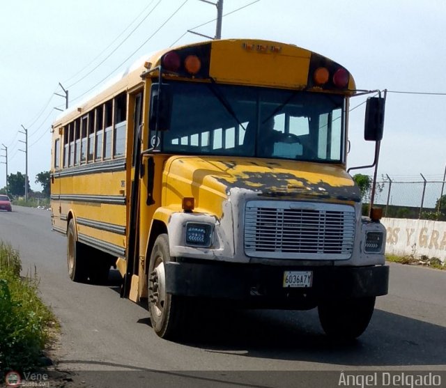 Universitarios y Escolares 2000-A por �ngel Delgado