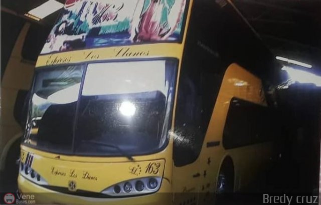 Expresos Los Llanos 163 por Leonardo Saturno