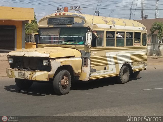 Colectivos 4 Bocas - El Moj�n 03 por Abner Sarcos