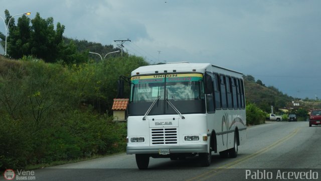 Uni�n Expresos Tovar 32 por Pablo Acevedo