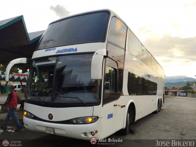 Expresos M�rida 0256 por Jos� Brice�o