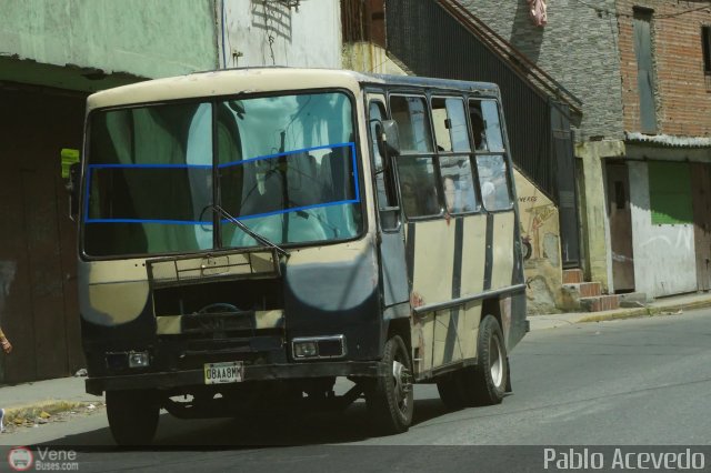 Particular o Desconocido 08A por Pablo Acevedo
