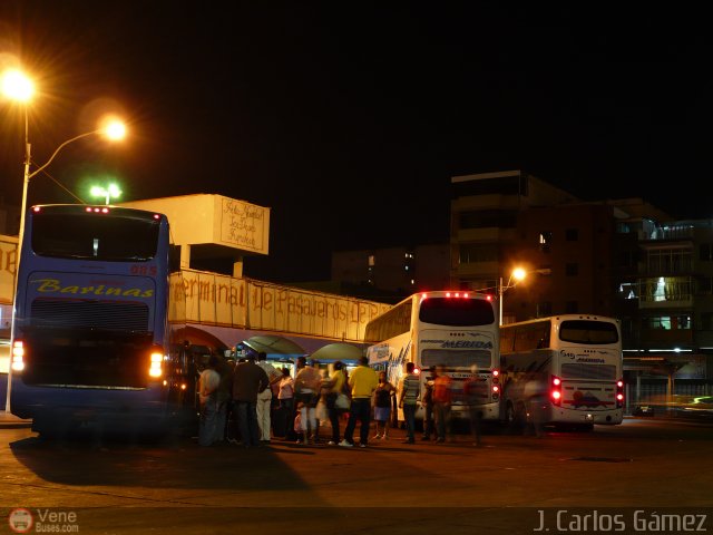 Garajes Paradas y Terminales Puerto La Cruz por J. Carlos G�mez