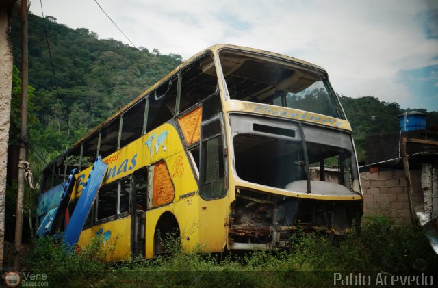 En Chiveras Abandonados Recuperacin  por Pablo Acevedo