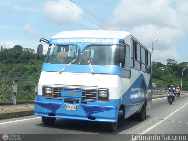 Colectivos El Viga 42 por Leonardo Saturno